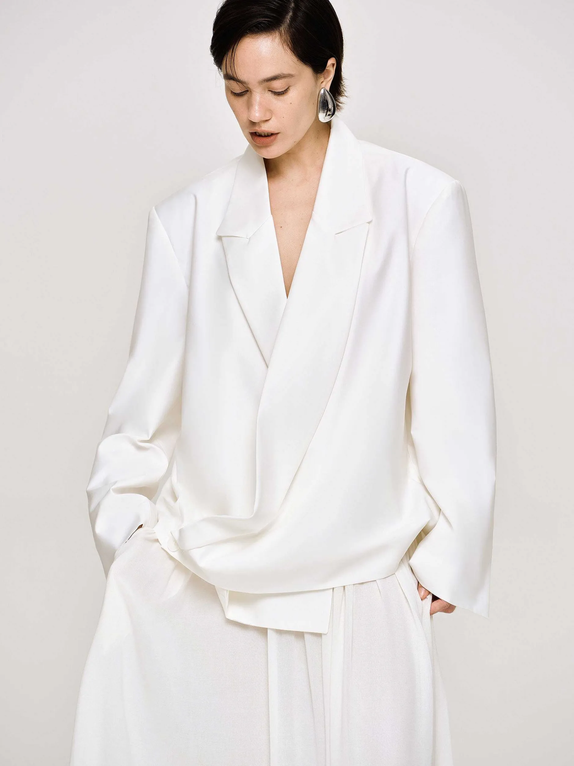 Accessories-Source Unknown Baia Boxy Wrap Blazer, White