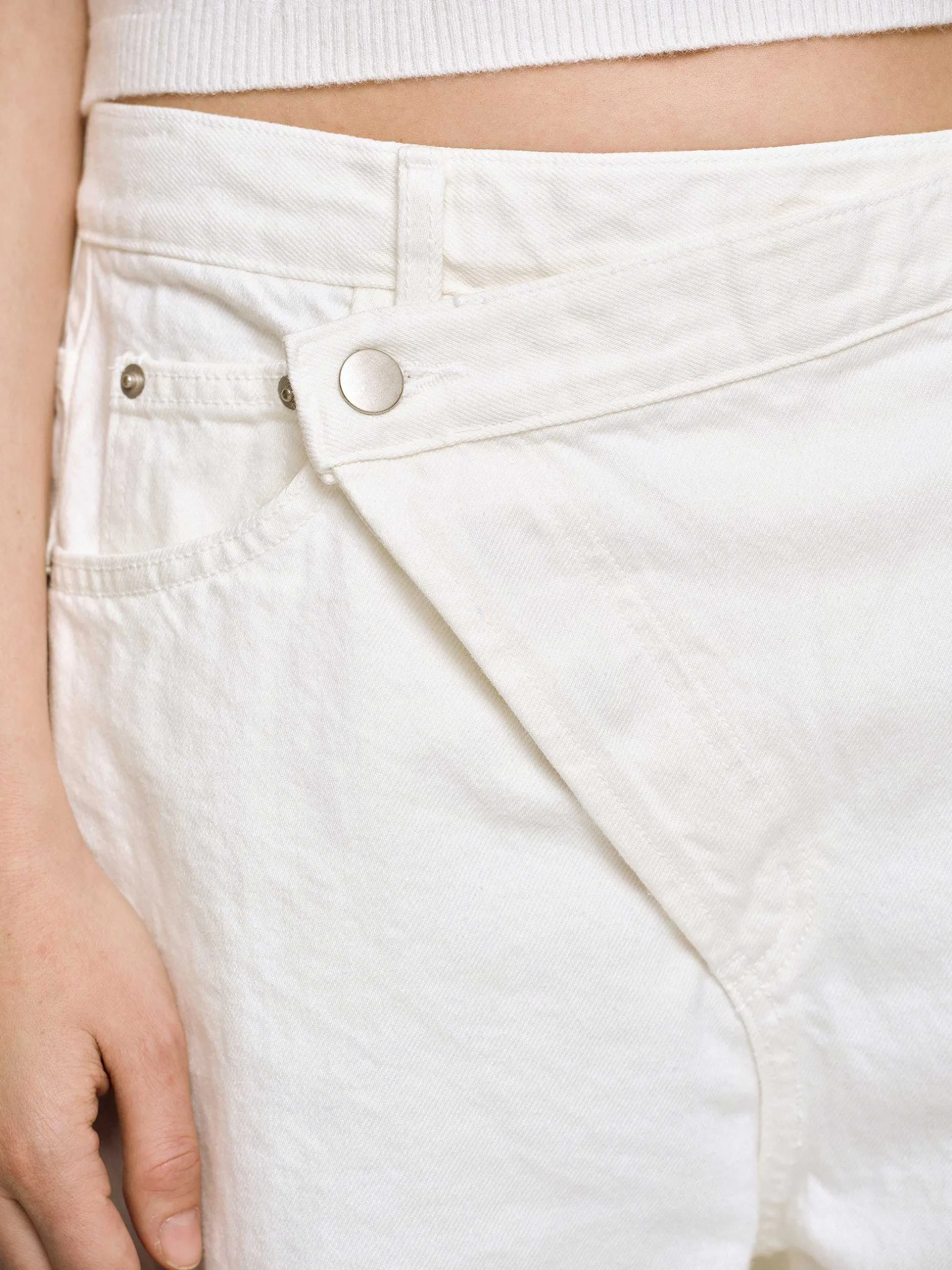 Clothing-Source Unknown Crossover Jeans, White