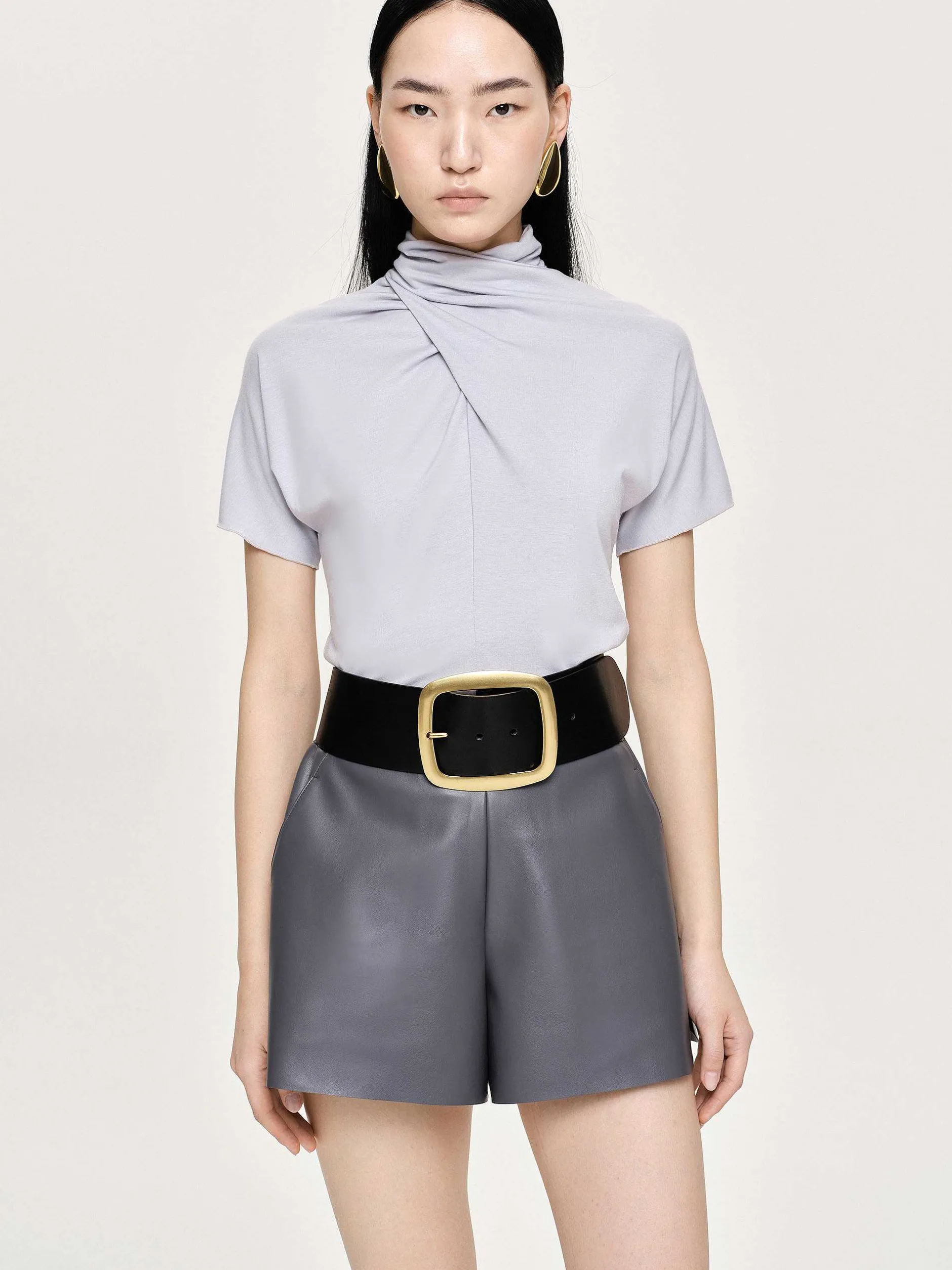 Clothing-Source Unknown Daye Cross Neck T-Shirt, Mist Grey