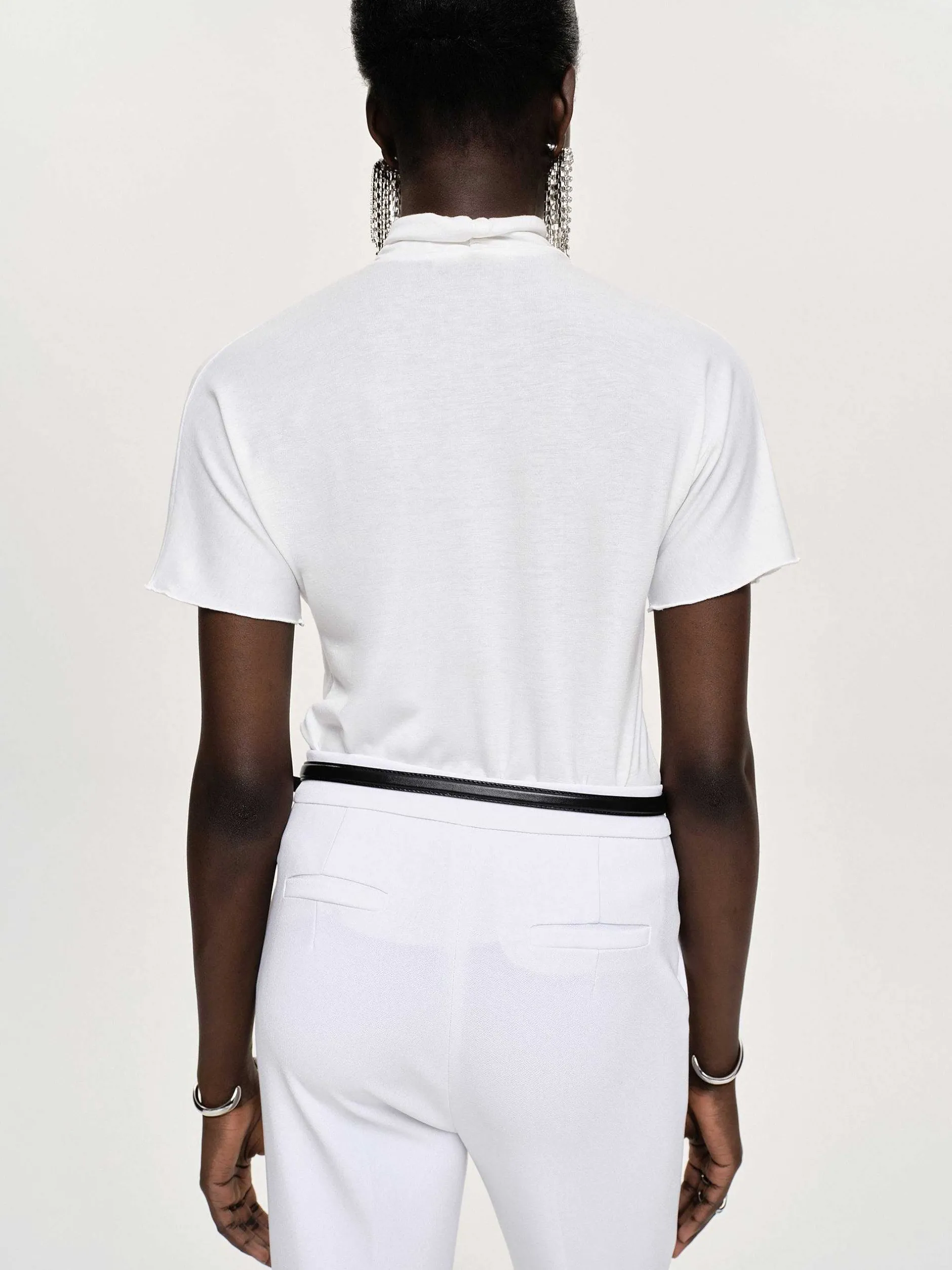Clothing-Source Unknown Daye Cross Neck T-Shirt, White