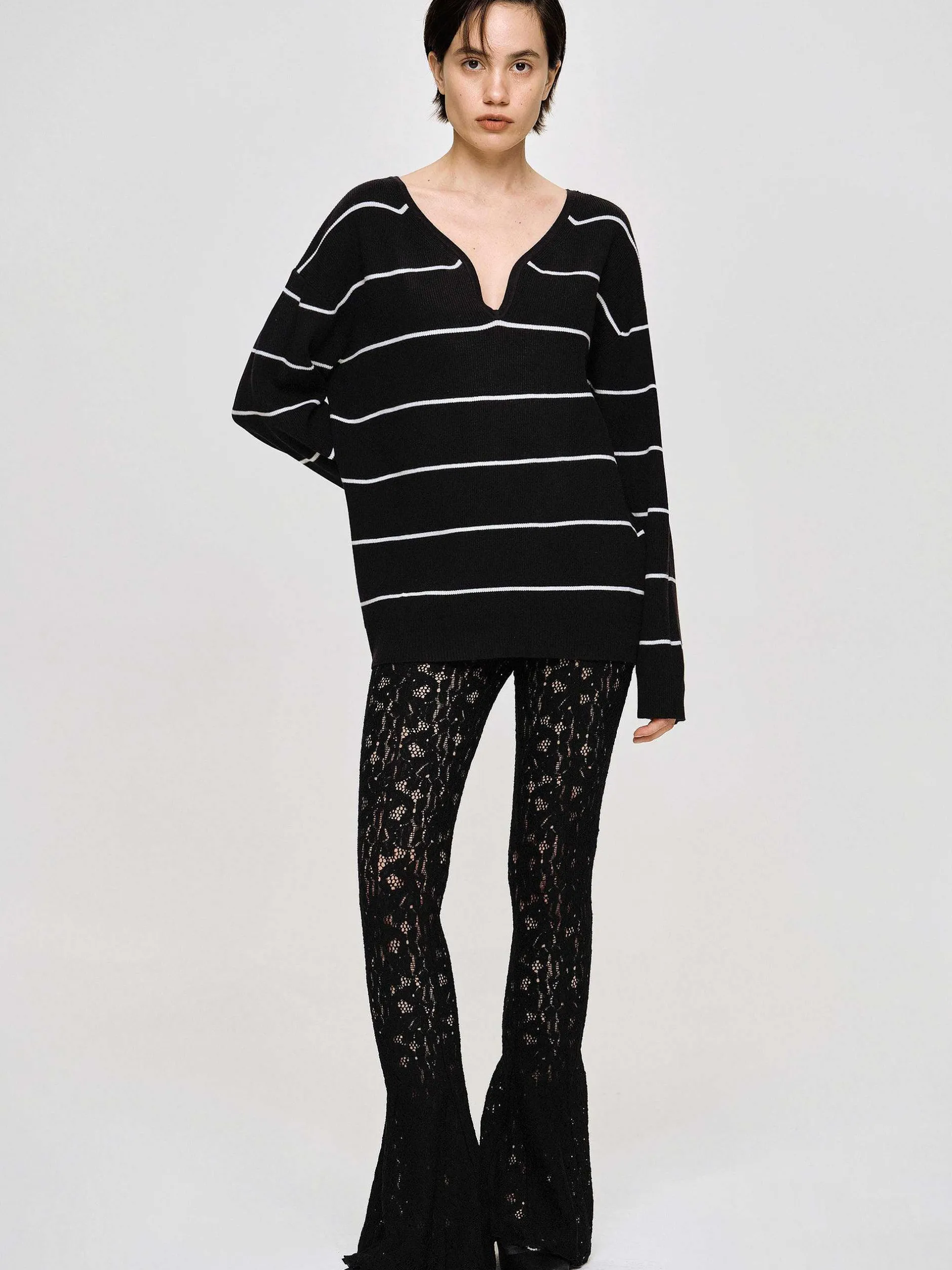 Knitwear-Source Unknown Deep V-Neck Sweater, Black