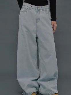 Denim-Source Unknown Oversized Fit Jeans, Light Blue Wash