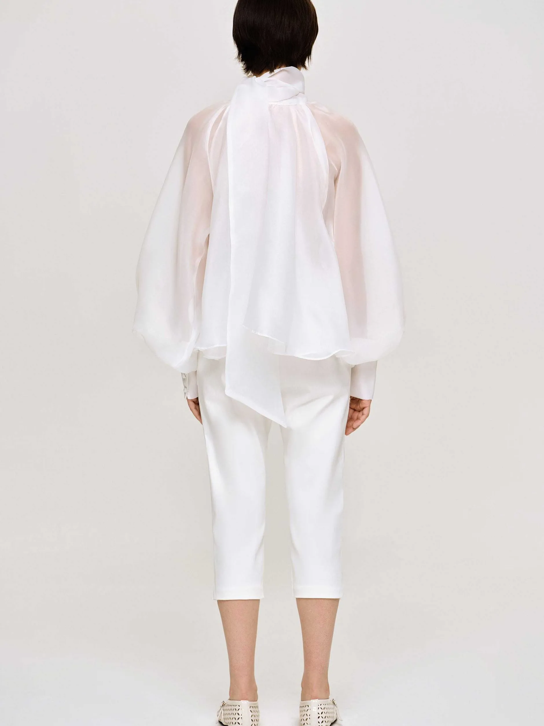 Clothing-Source Unknown Slim Capri Pants, White